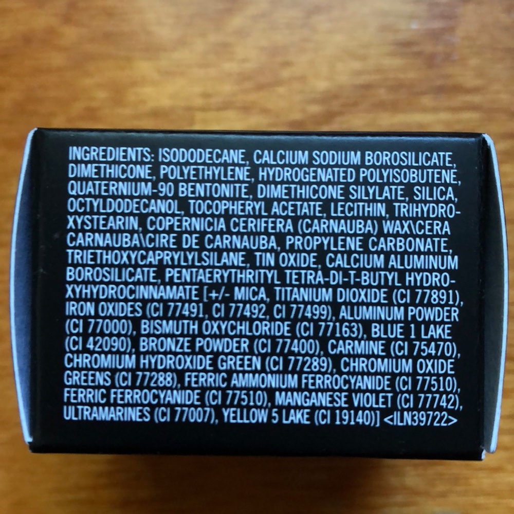 MAC Pro Longwear Paint Pot - Picture 3 of 8